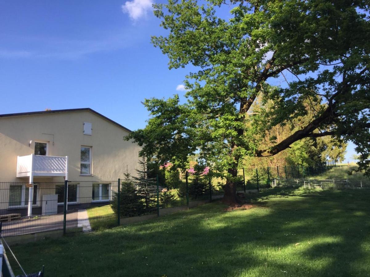 Hotel Am Kunnerstein Augustusburg Bagian luar foto